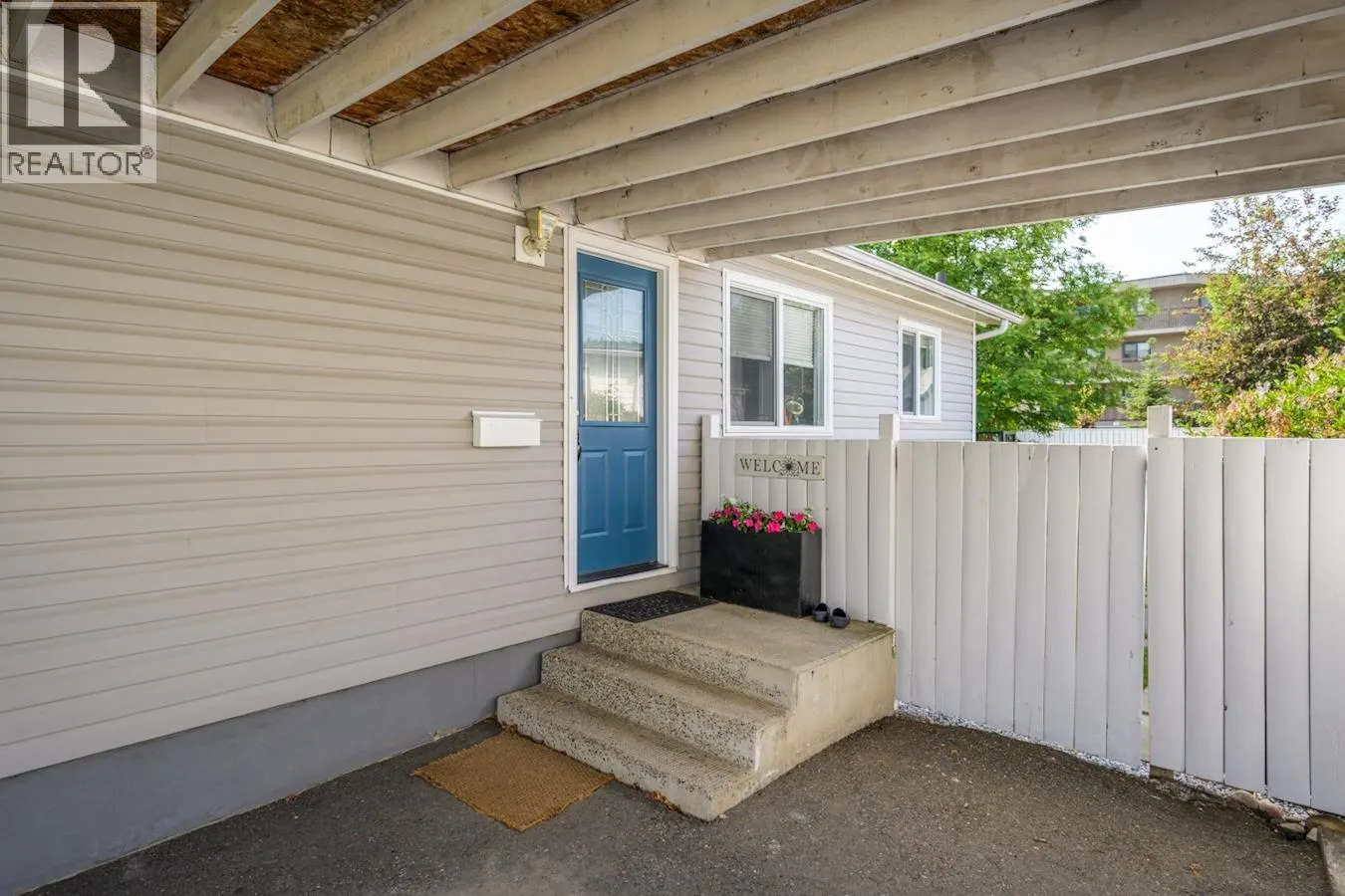 1373 GENEVIEVE CRESCENT