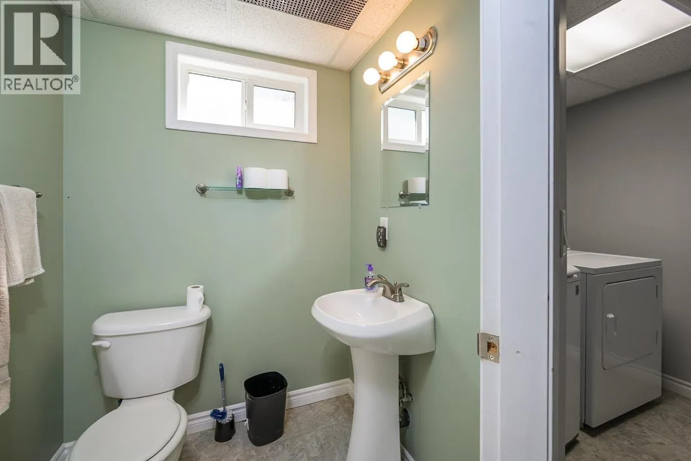 1373 GENEVIEVE CRESCENT