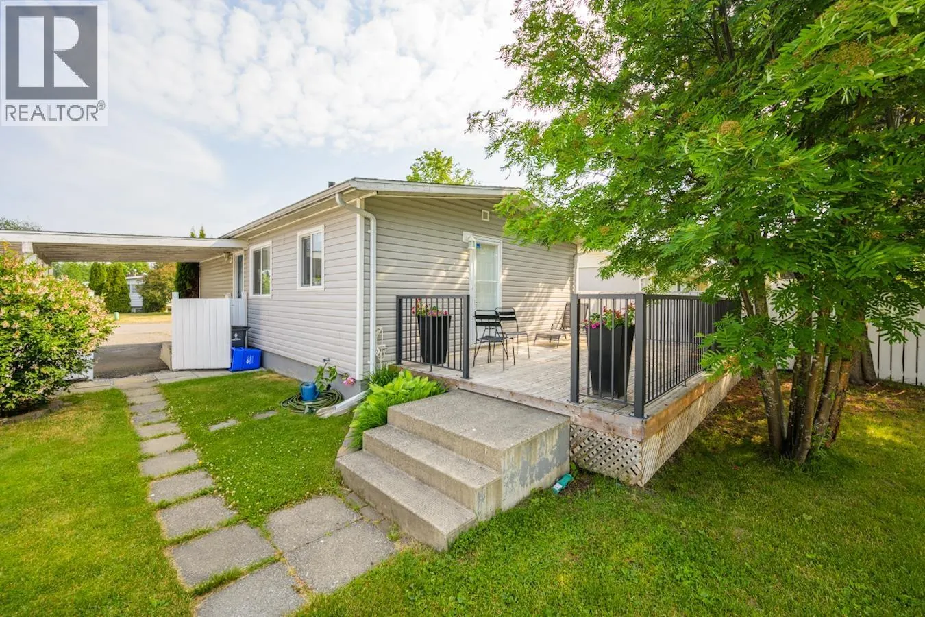 1373 GENEVIEVE CRESCENT