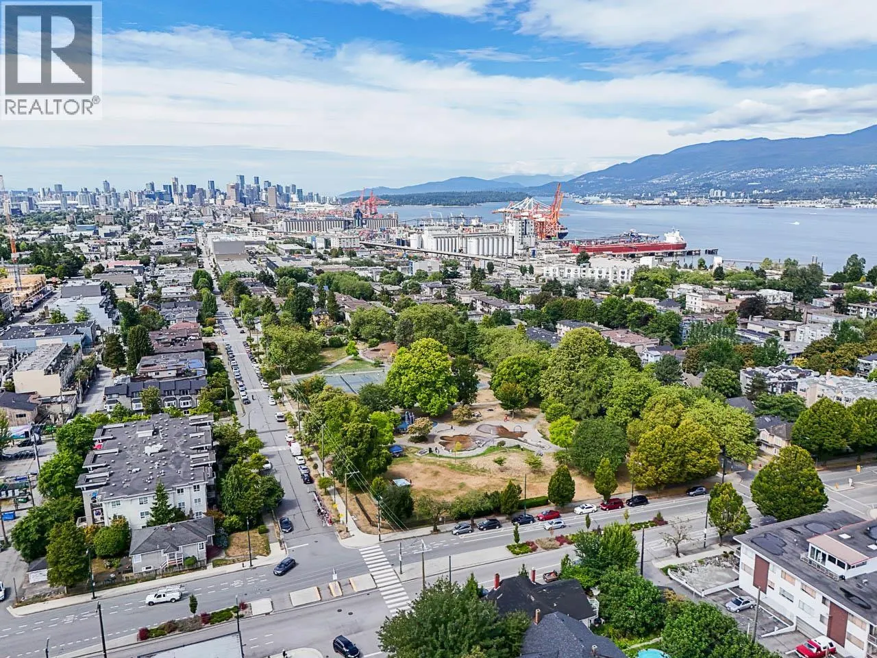 2554 DUNDAS STREET