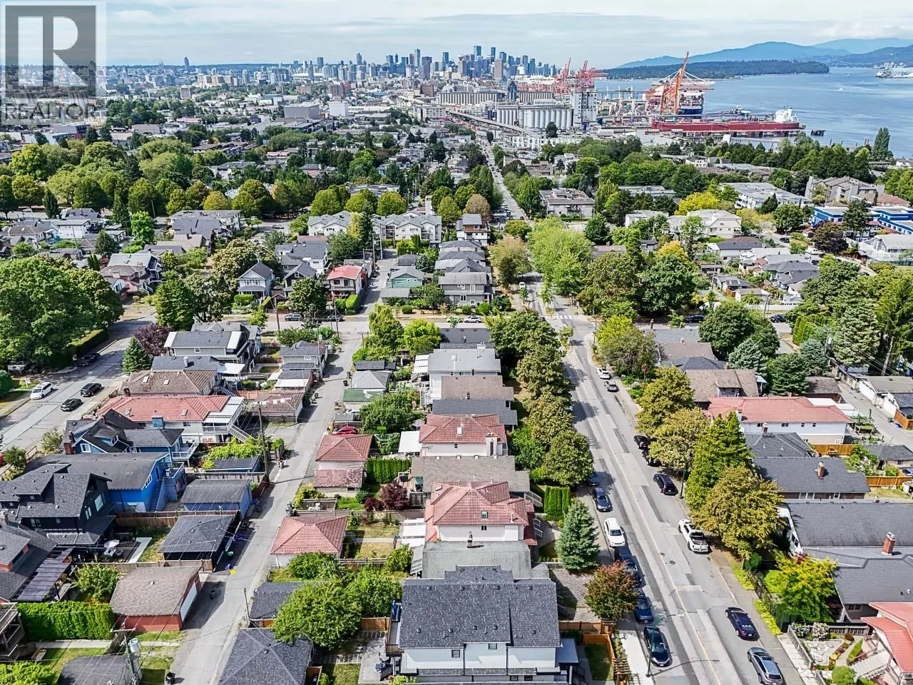 2554 DUNDAS STREET
