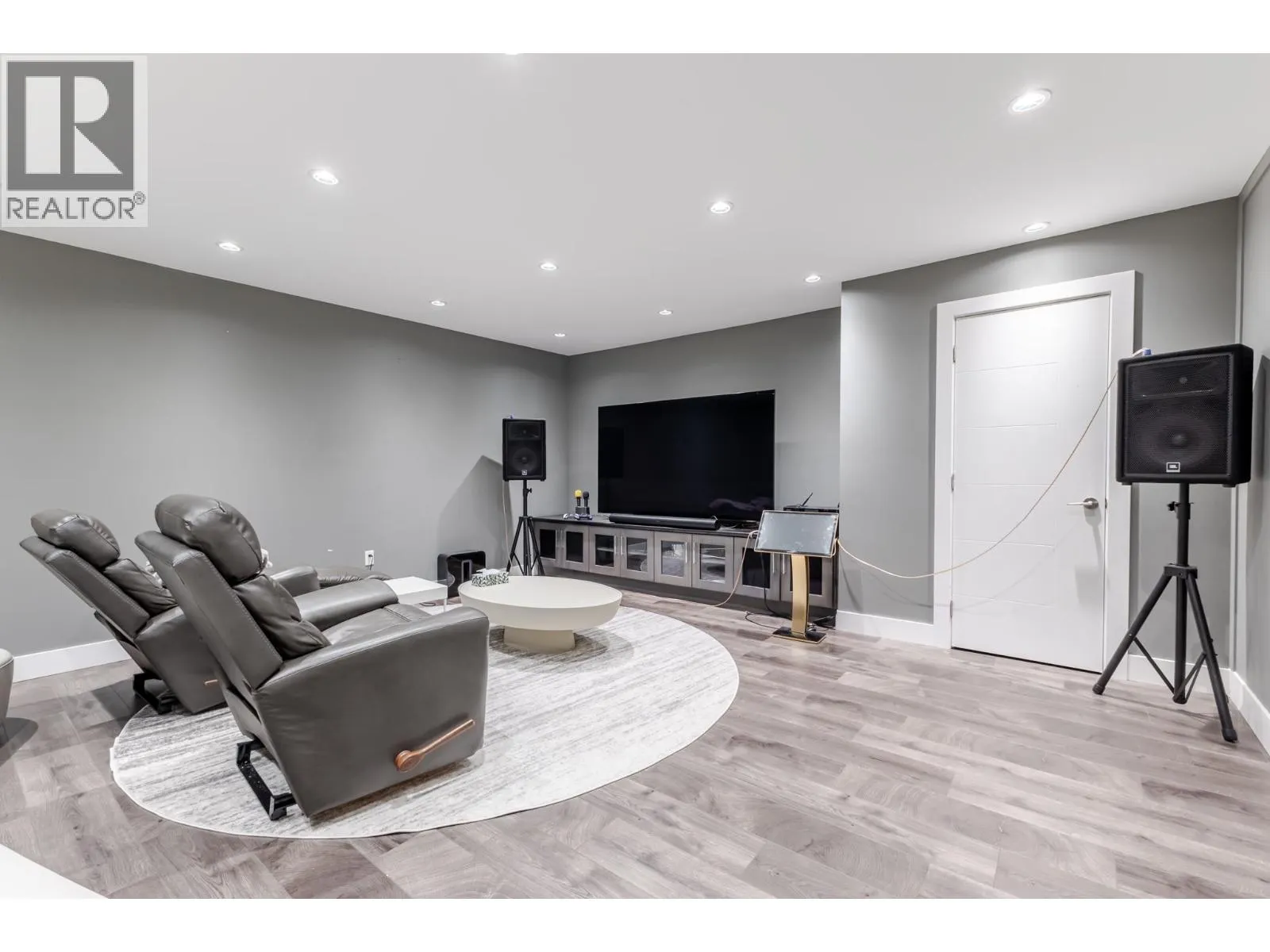 684 PORTER STREET