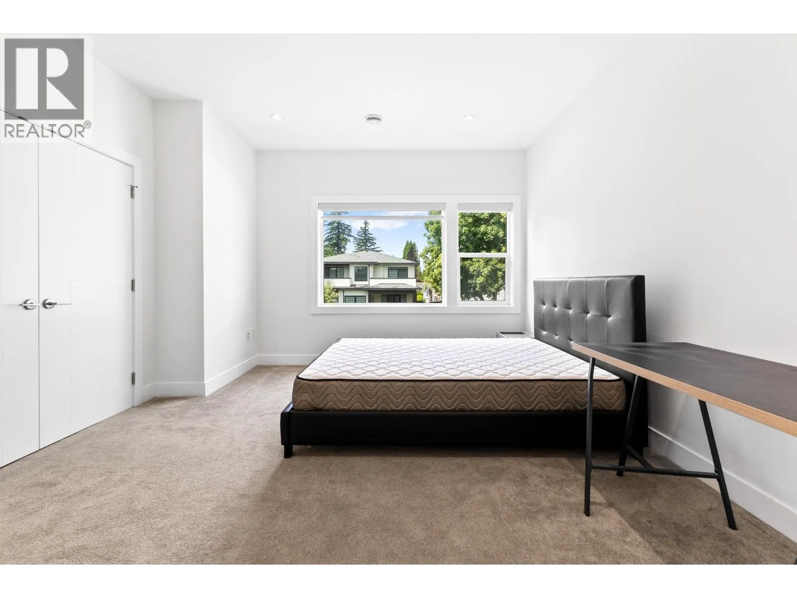 684 PORTER STREET