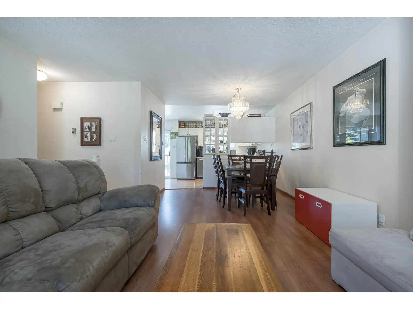 20 8716 WALNUT GROVE DRIVE