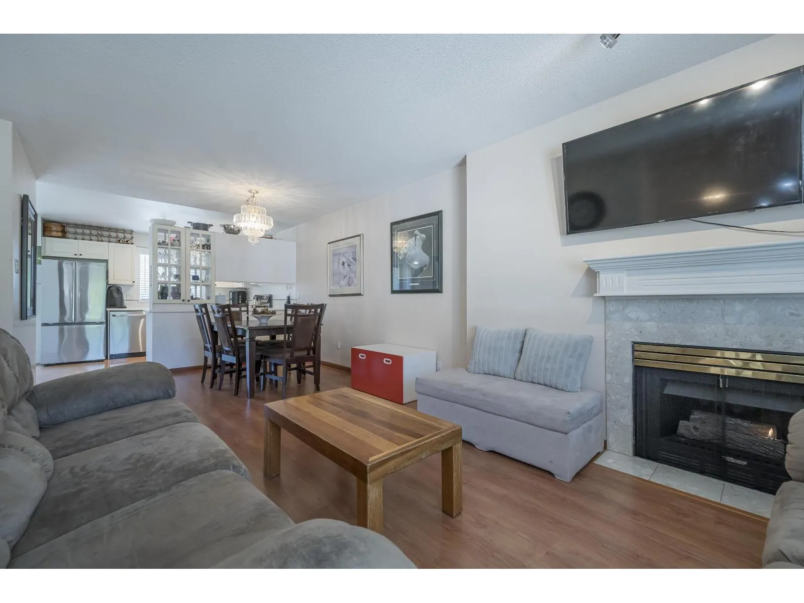 20 8716 WALNUT GROVE DRIVE