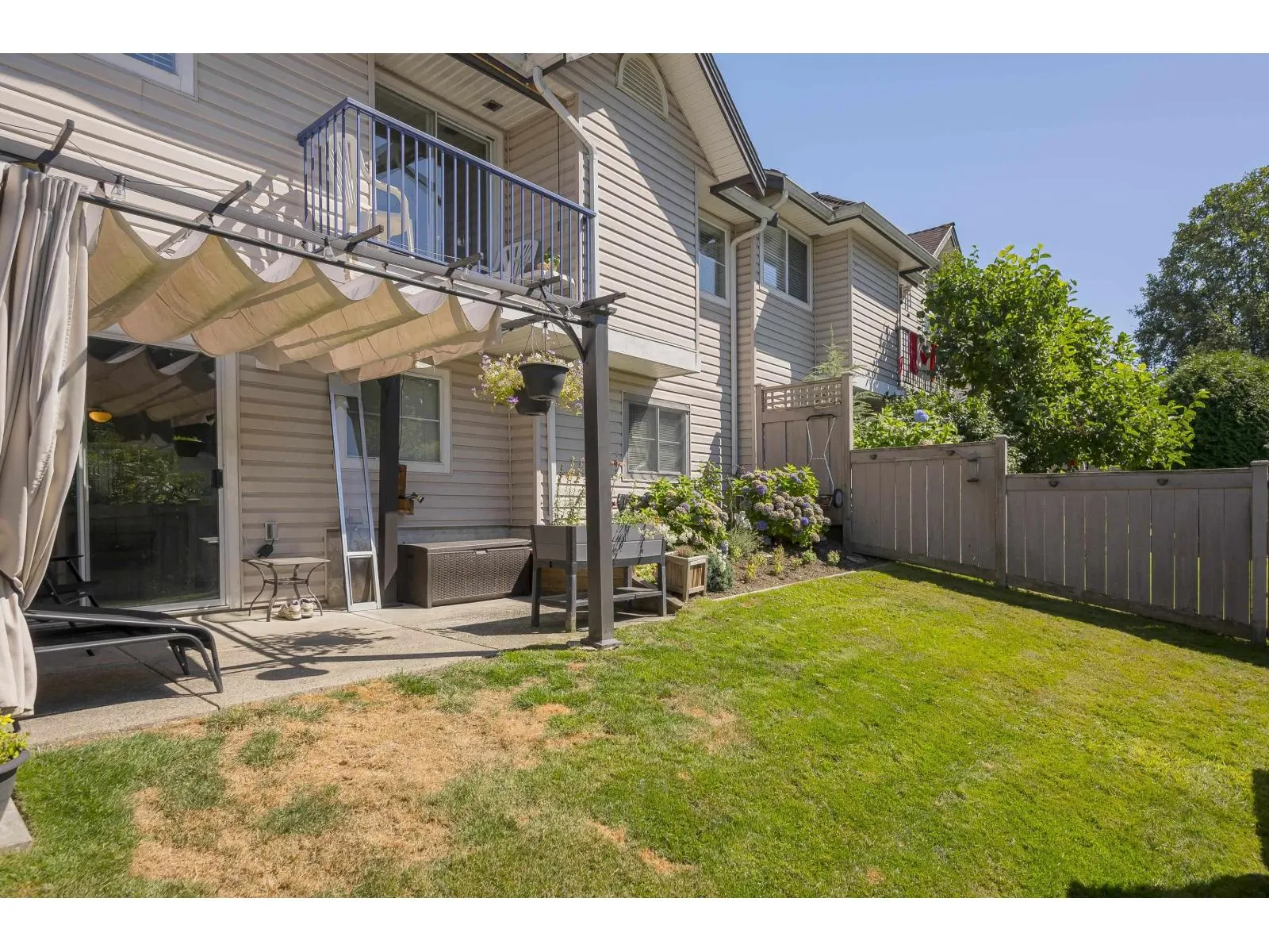 20 8716 WALNUT GROVE DRIVE