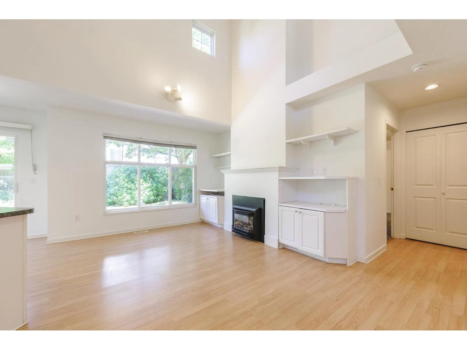 31 14877 33 AVENUE