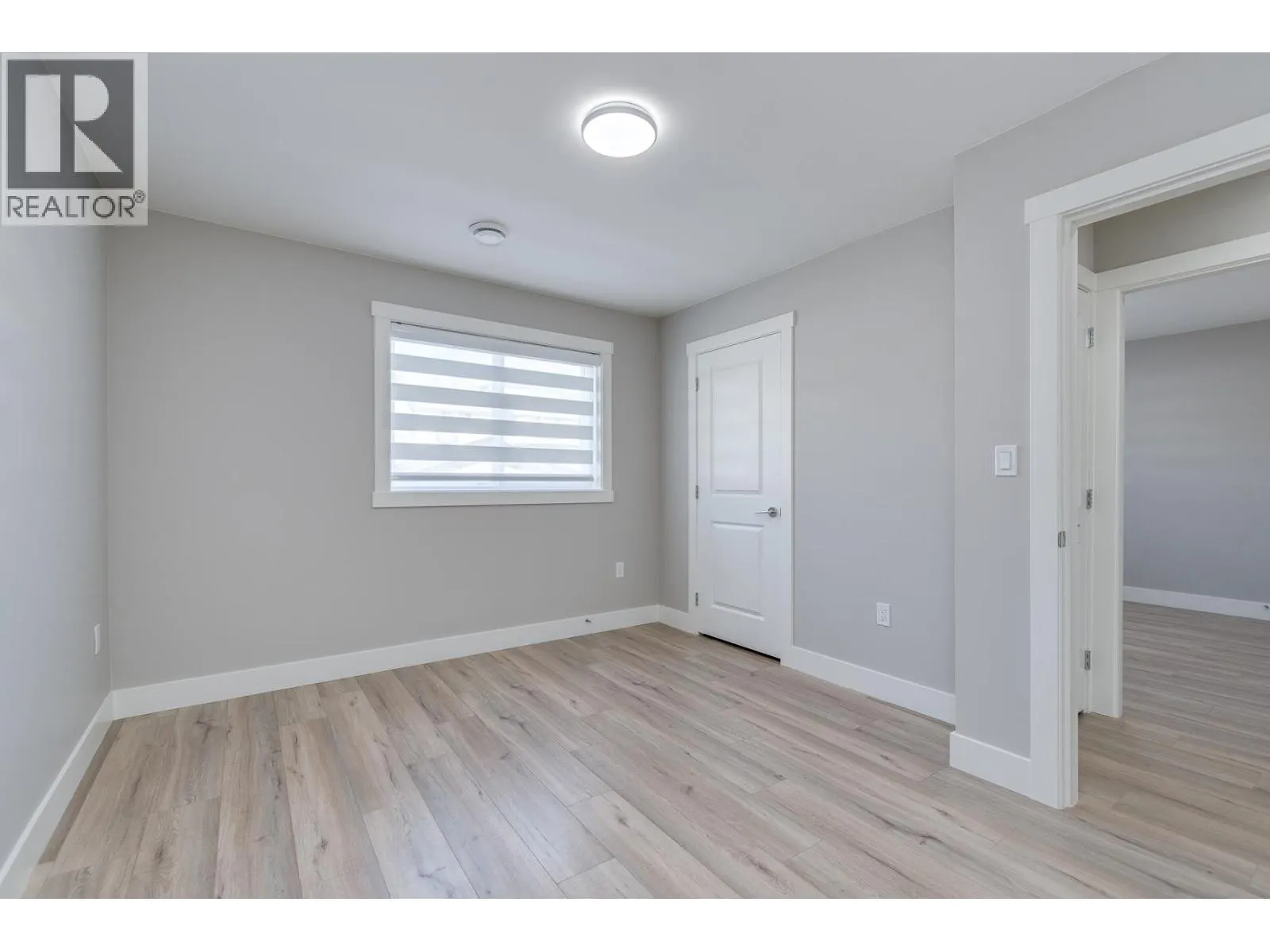 3427 VICTORIA DRIVE
