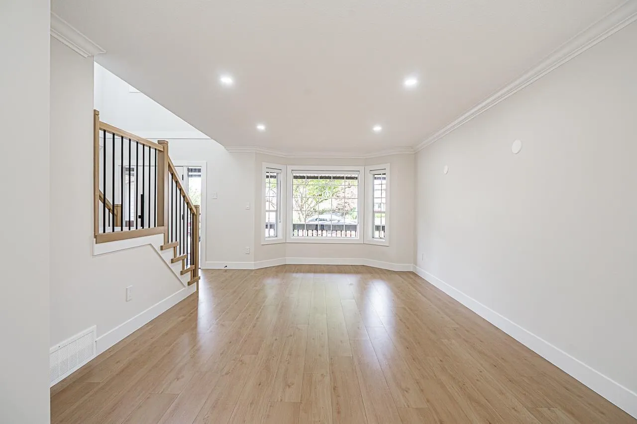 2455 MOUNTAIN DRIVE