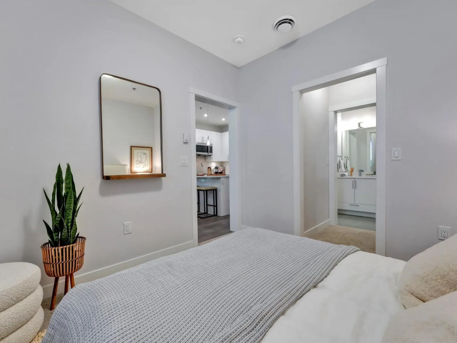 209 33919 GEORGE FERGUSON WAY