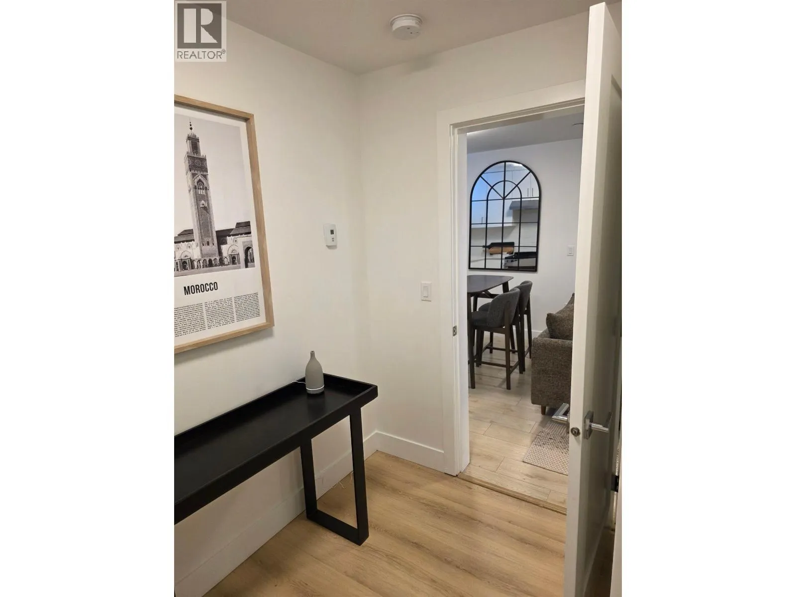 LOWER LEVEL-3466 PANDORA STREET