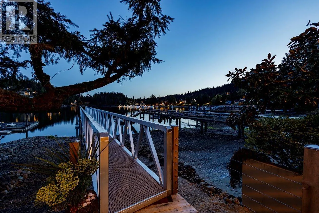 2730 PANORAMA DRIVE