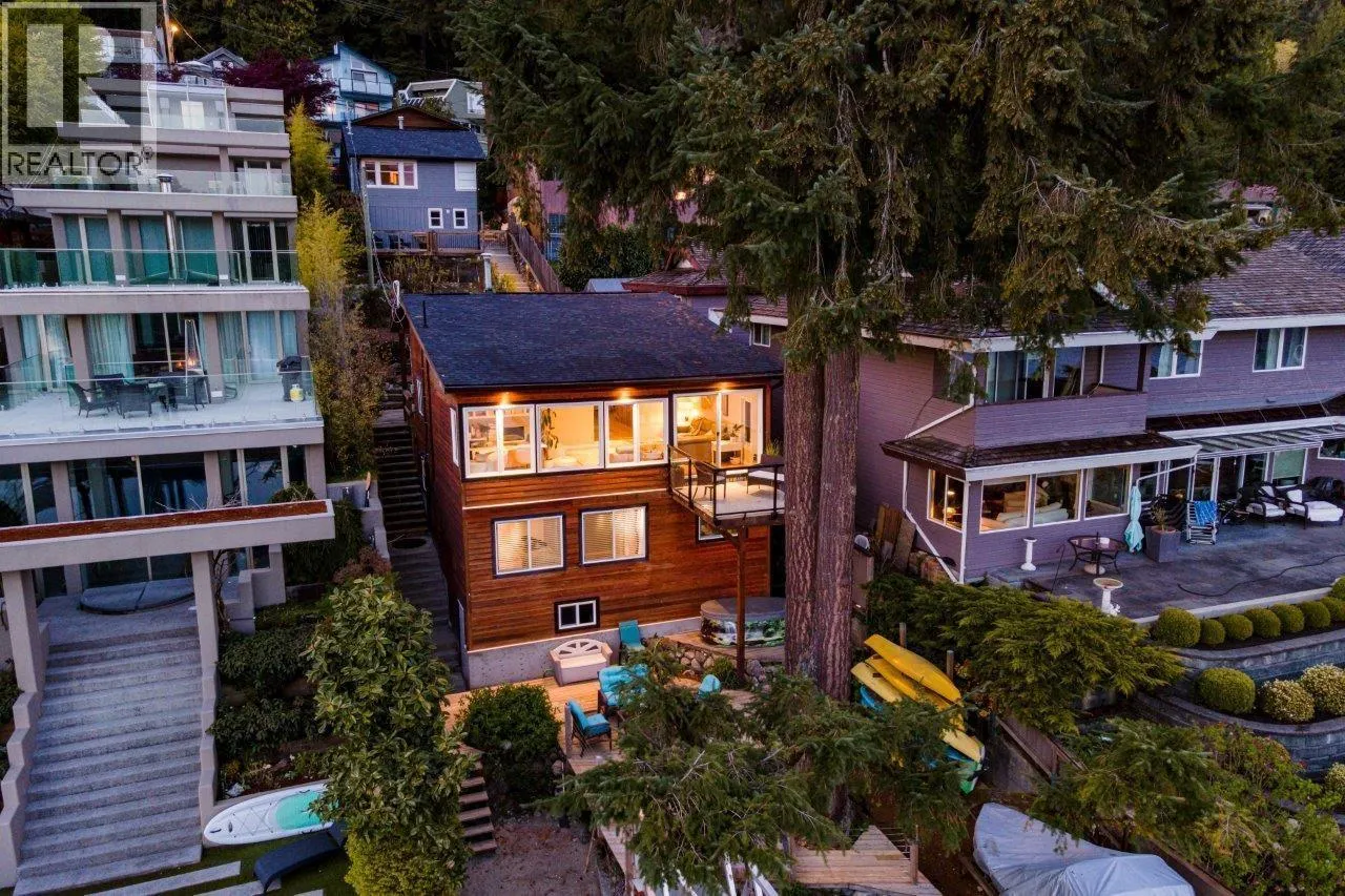 2730 PANORAMA DRIVE
