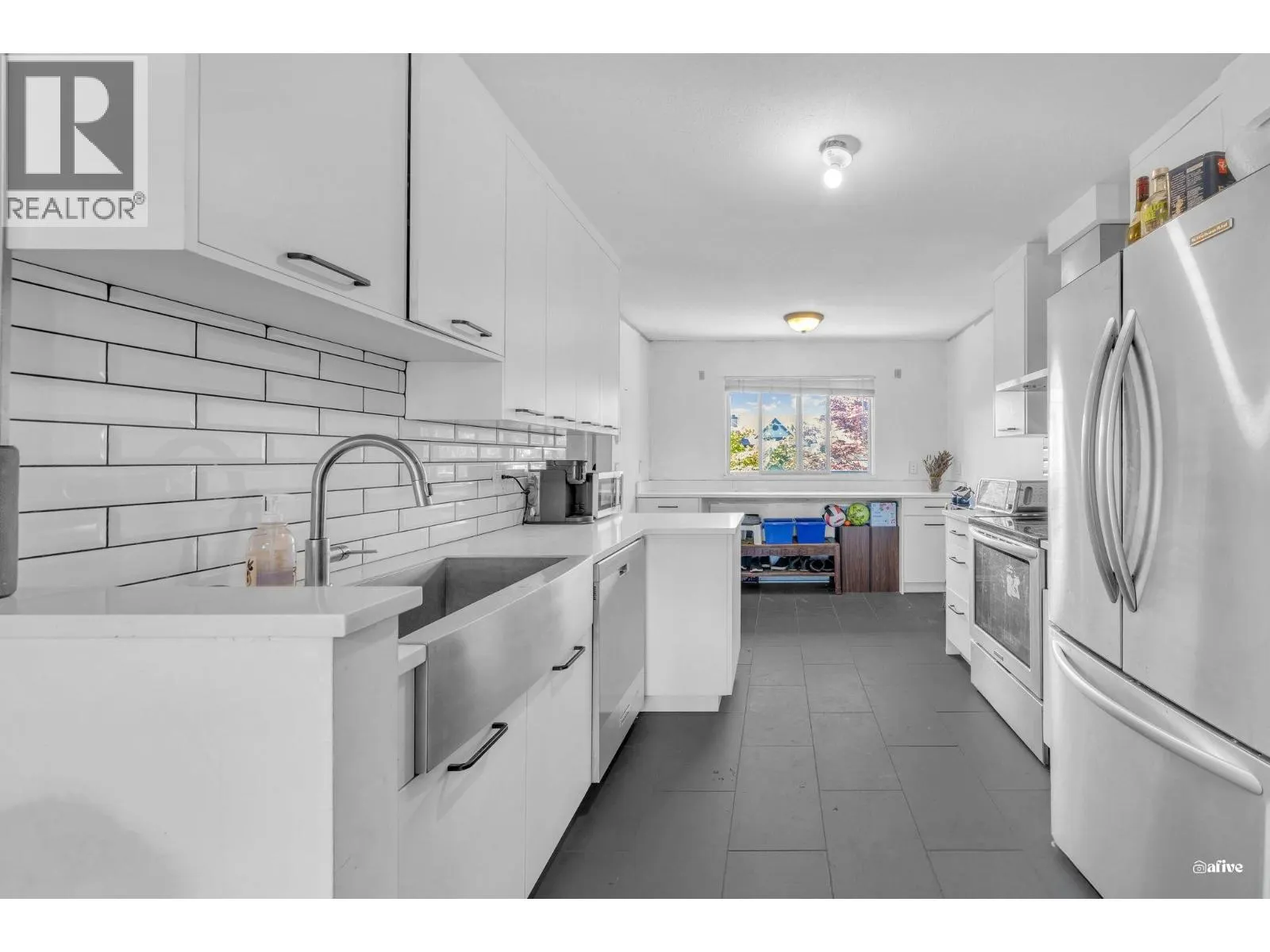 A308 4811 53 STREET