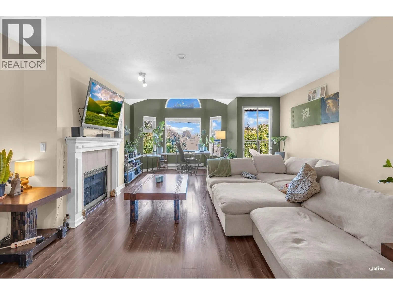 A308 4811 53 STREET