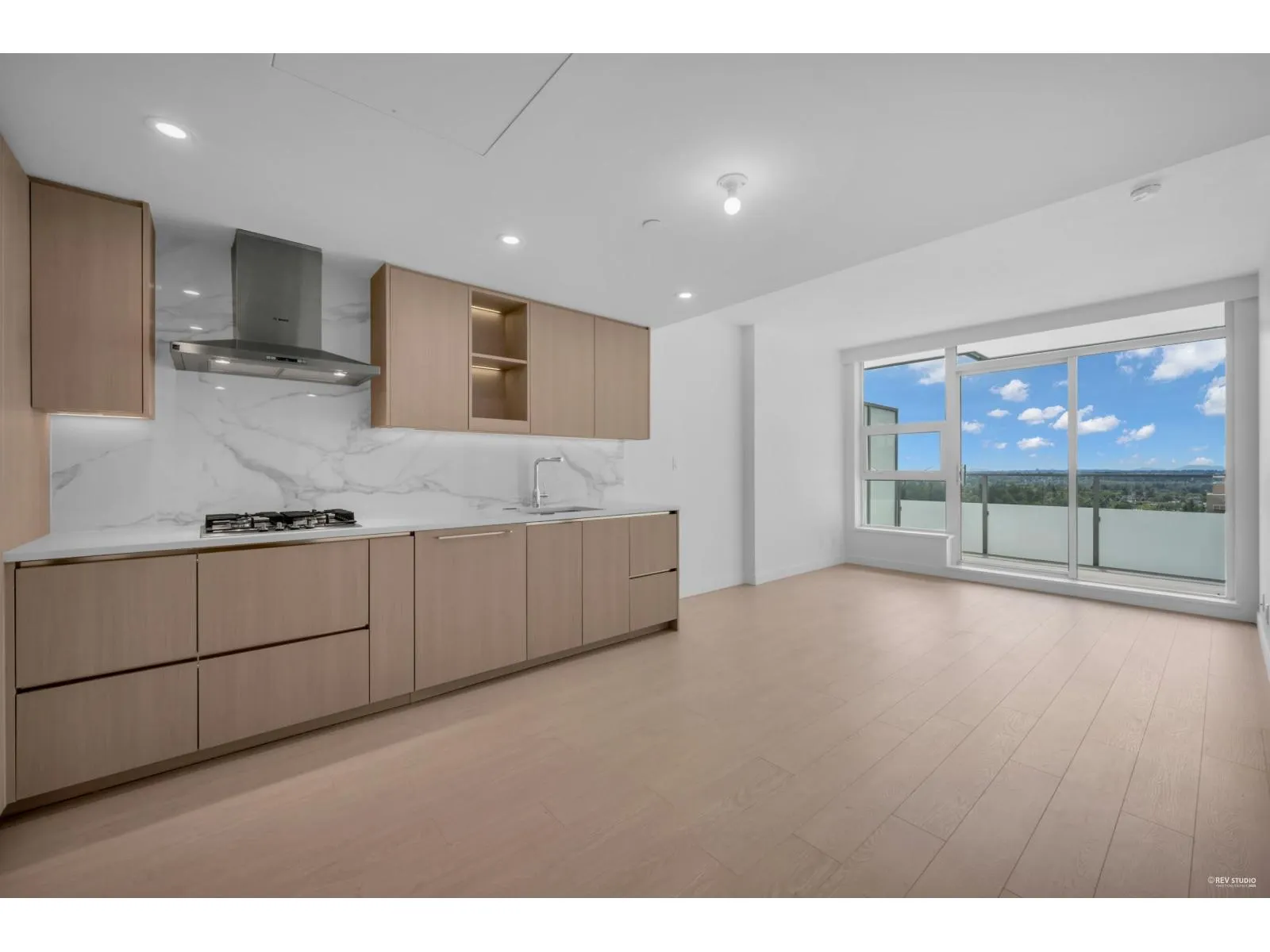 1606 13778 100 AVENUE