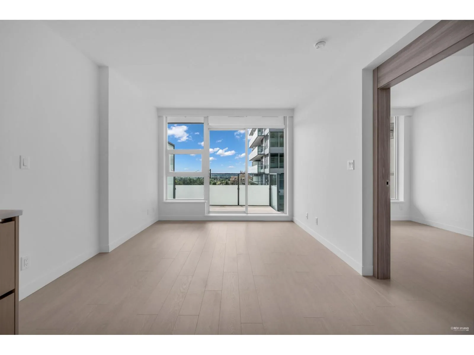 1606 13778 100 AVENUE