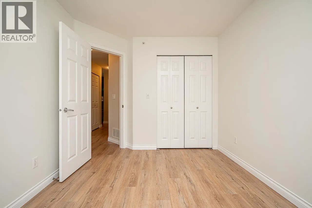 12 1108 RIVERSIDE CLOSE