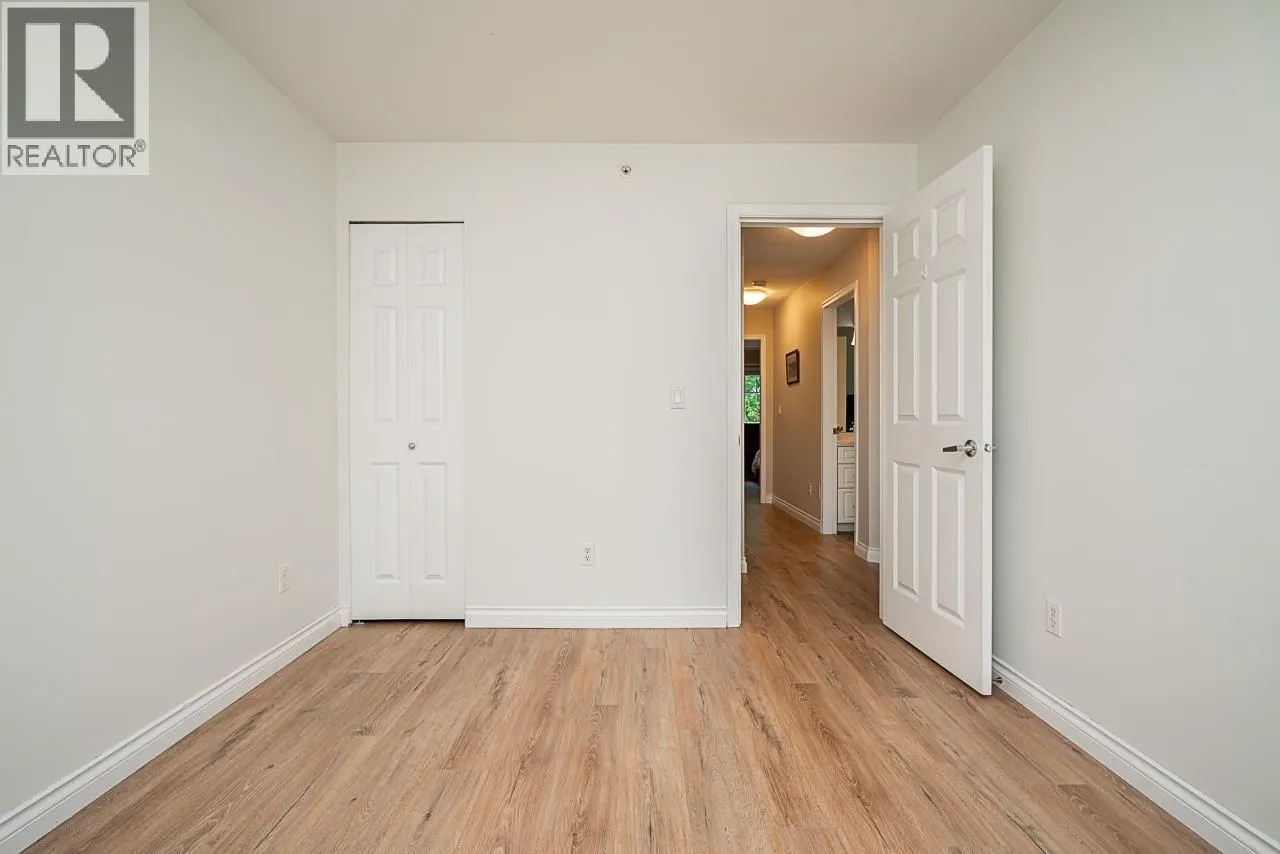 12 1108 RIVERSIDE CLOSE
