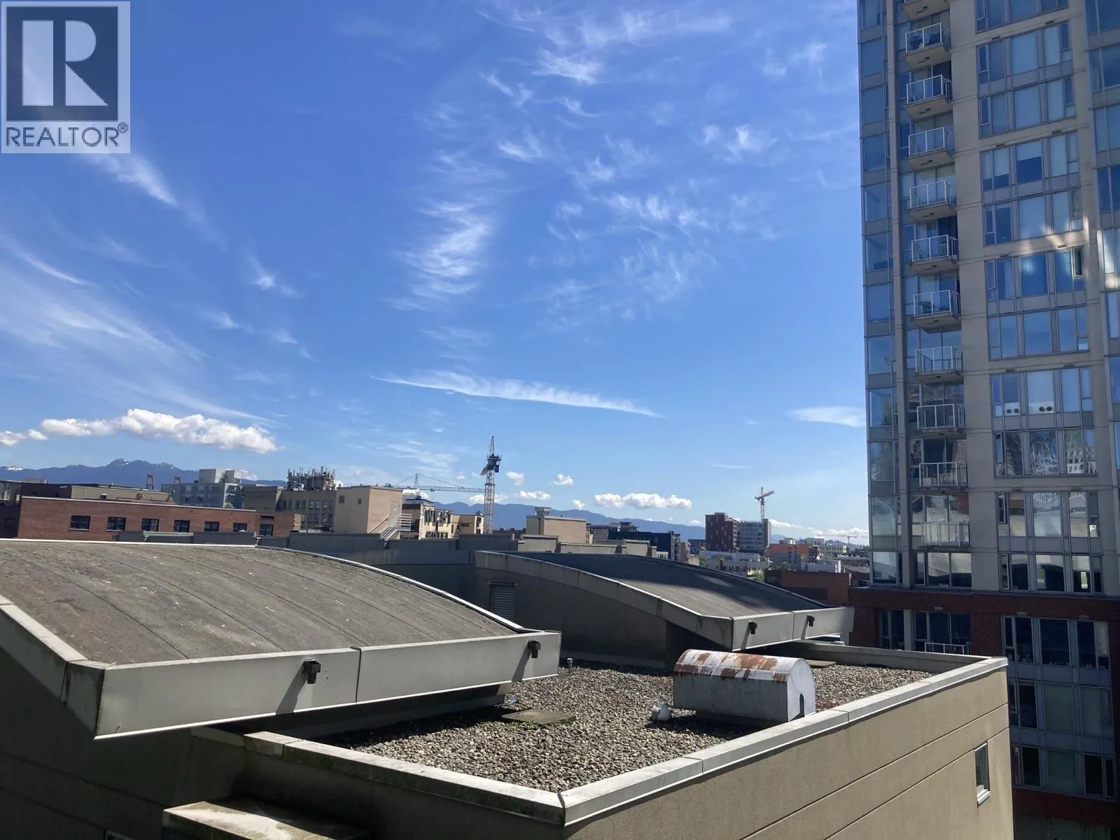 706 63 KEEFER PLACE