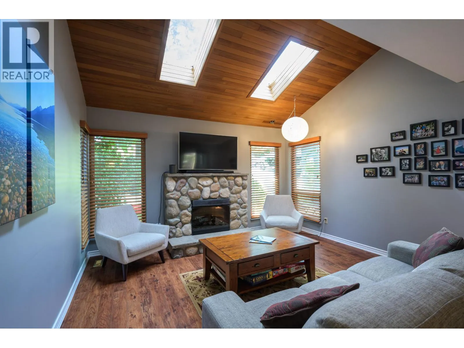 5627 TIMBERVALLEY ROAD