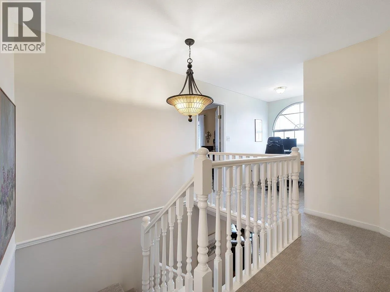 2817 GREENBRIER PLACE