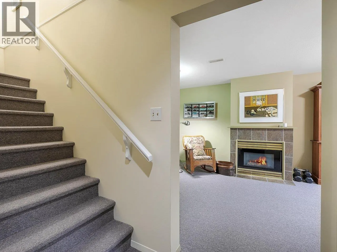 2817 GREENBRIER PLACE