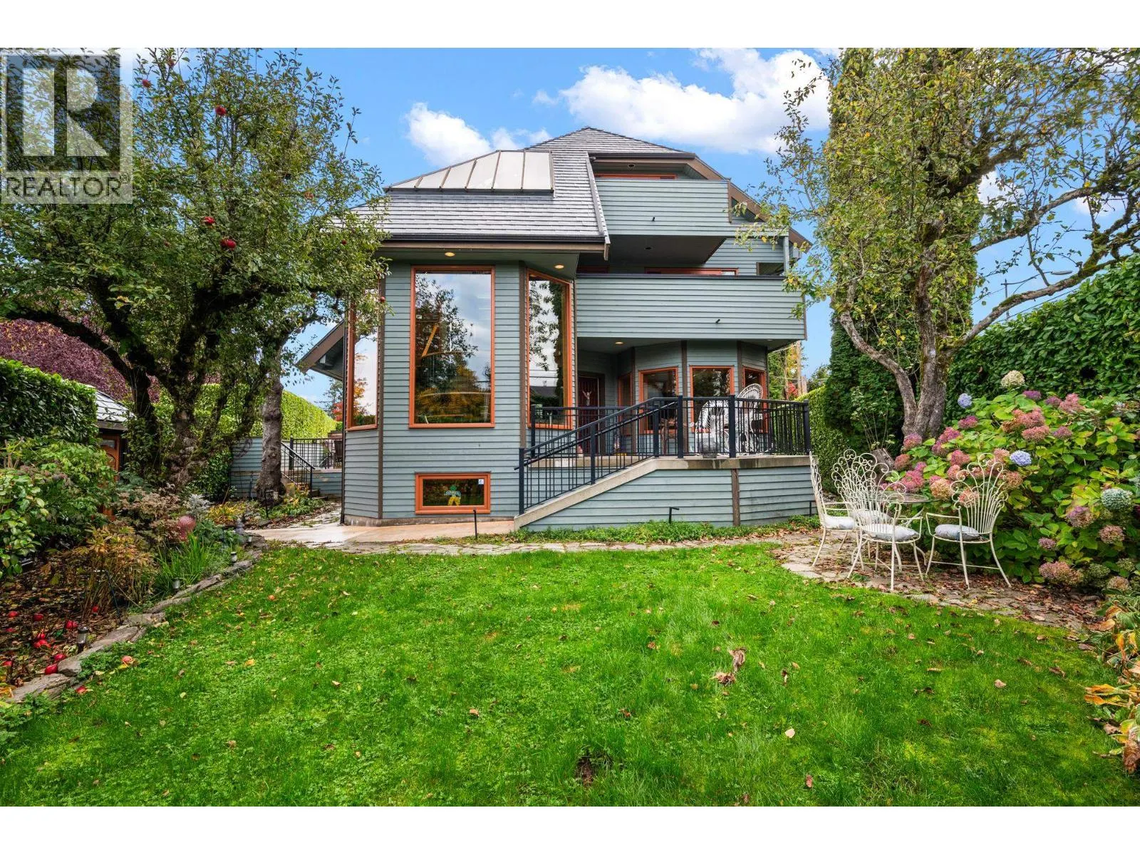3850 POINT GREY ROAD