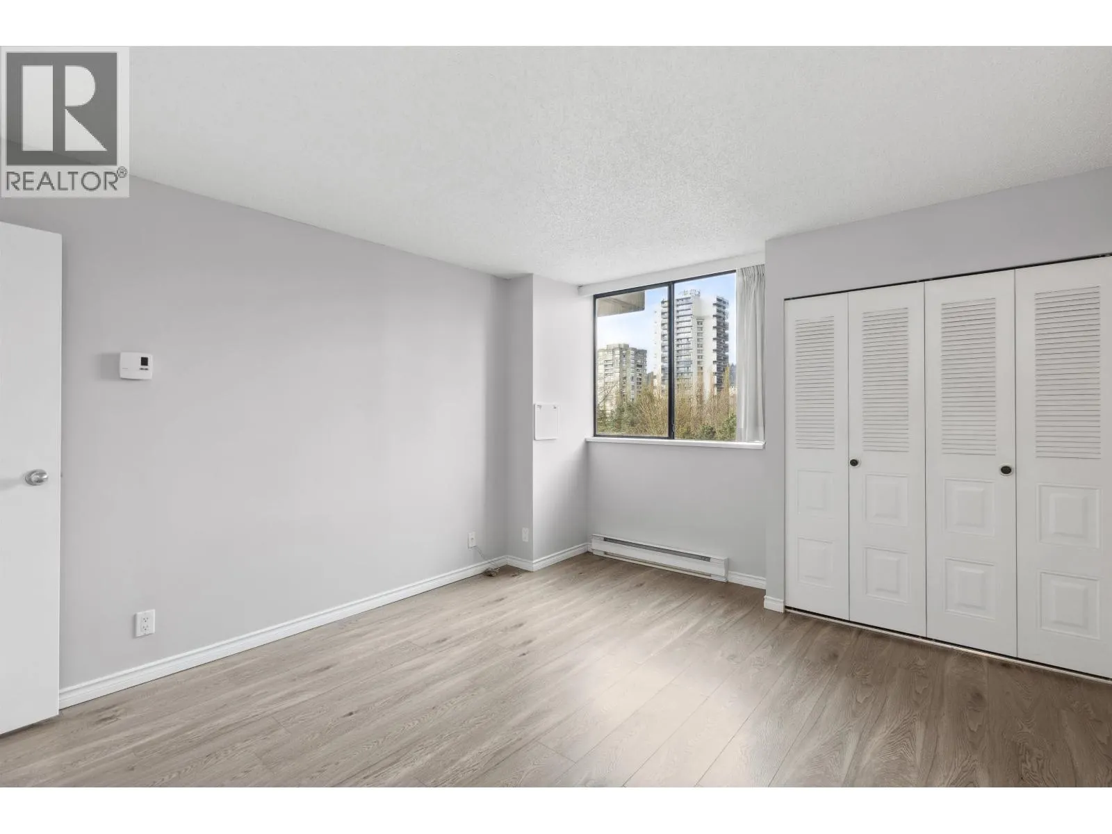 806 3970 CARRIGAN COURT