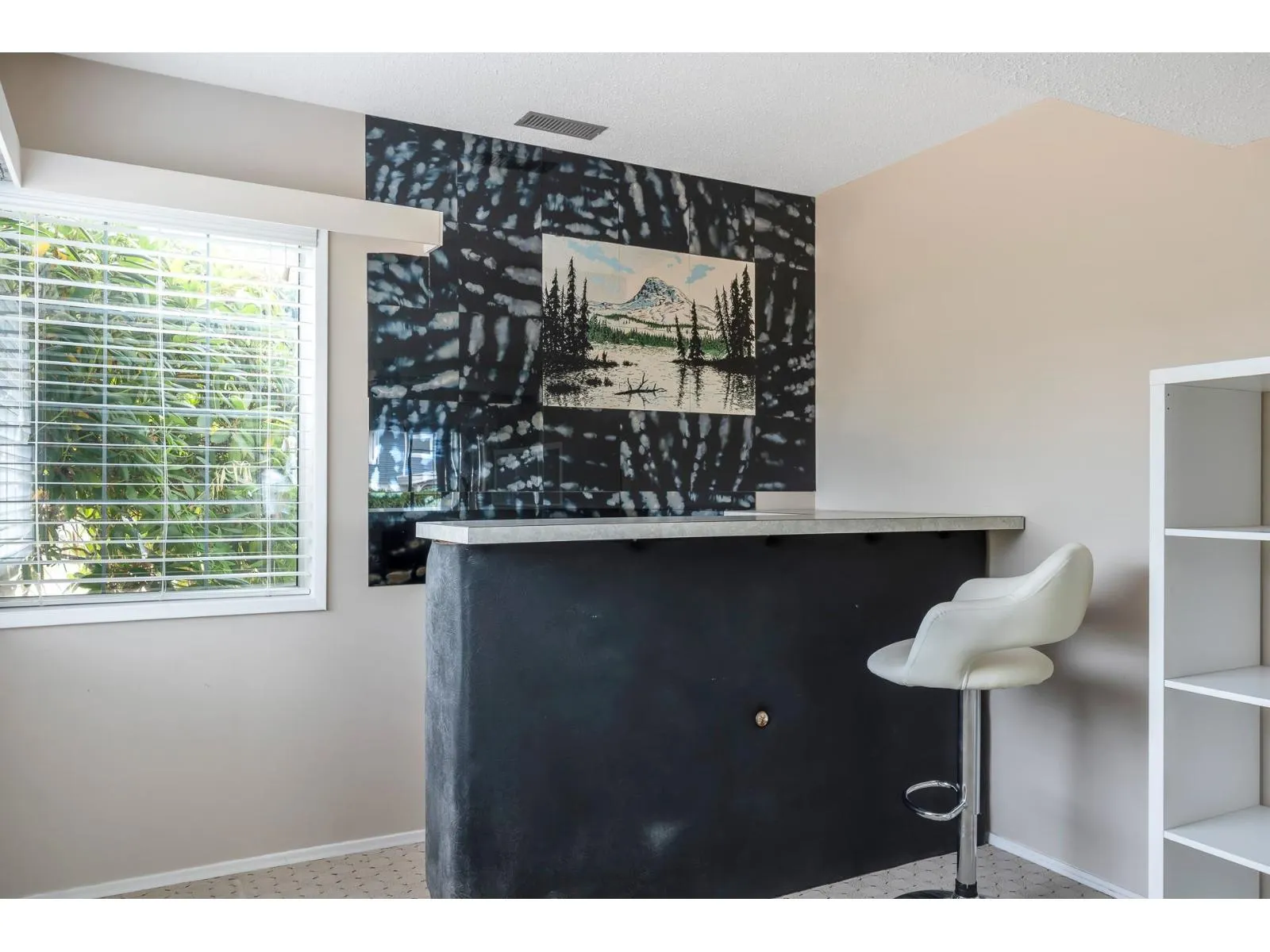 32640 LONSDALE CRESCENT