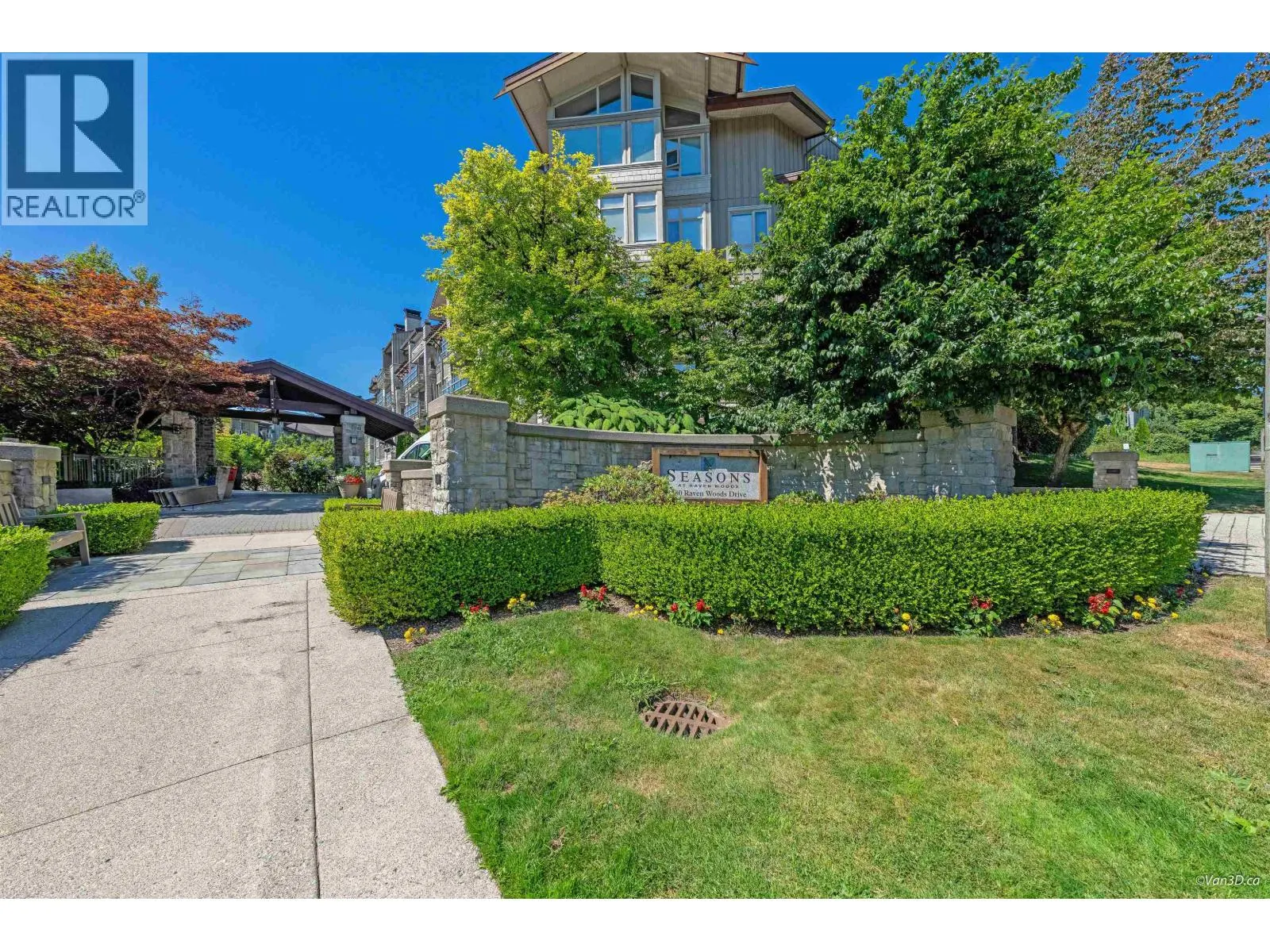 309 580 RAVEN WOODS DRIVE