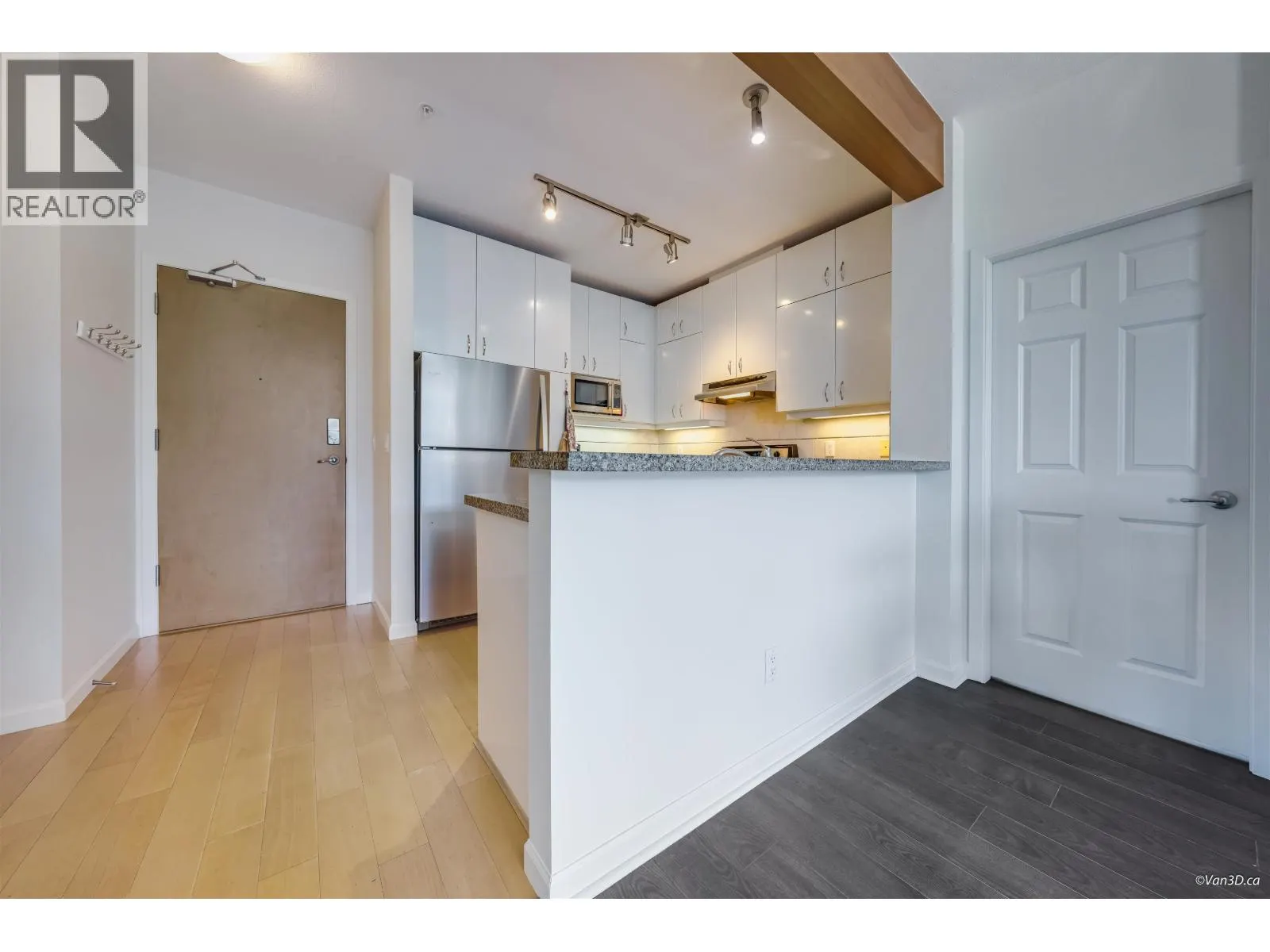 309 580 RAVEN WOODS DRIVE