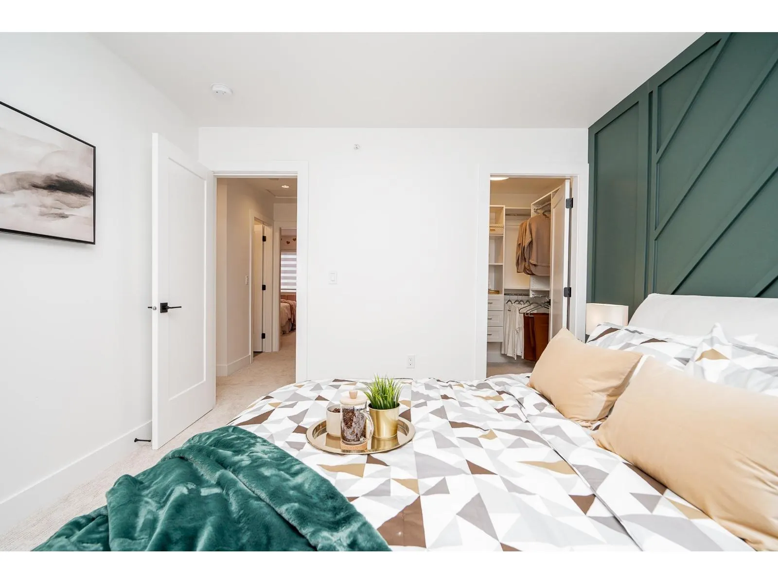 21 20463 70 AVENUE