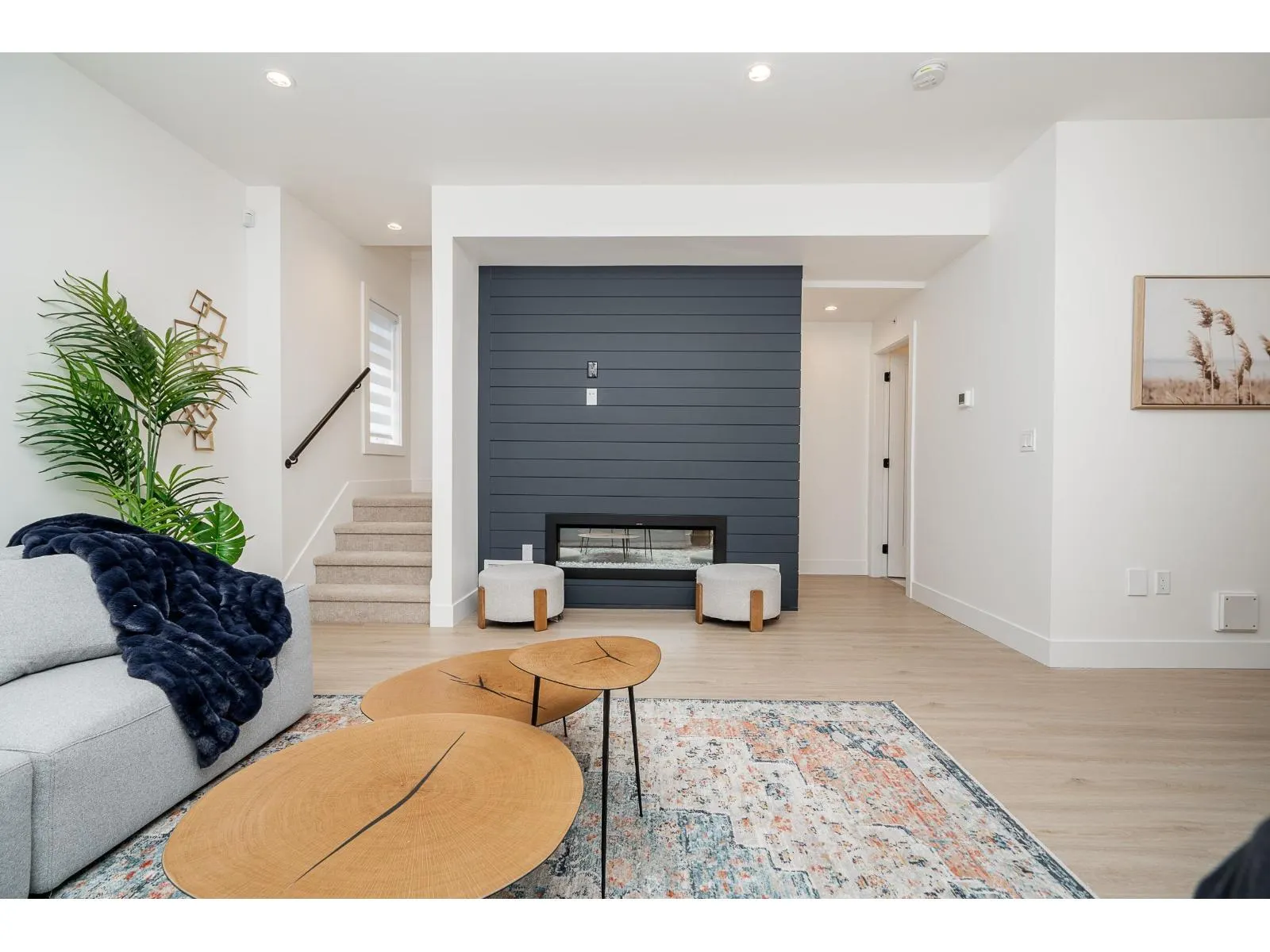 21 20463 70 AVENUE