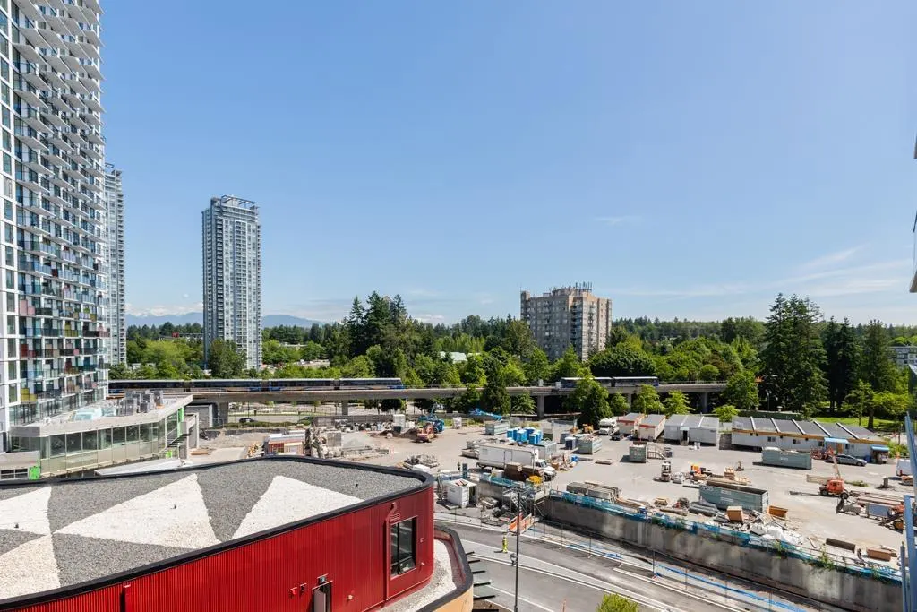 706 13655 FRASER HIGHWAY