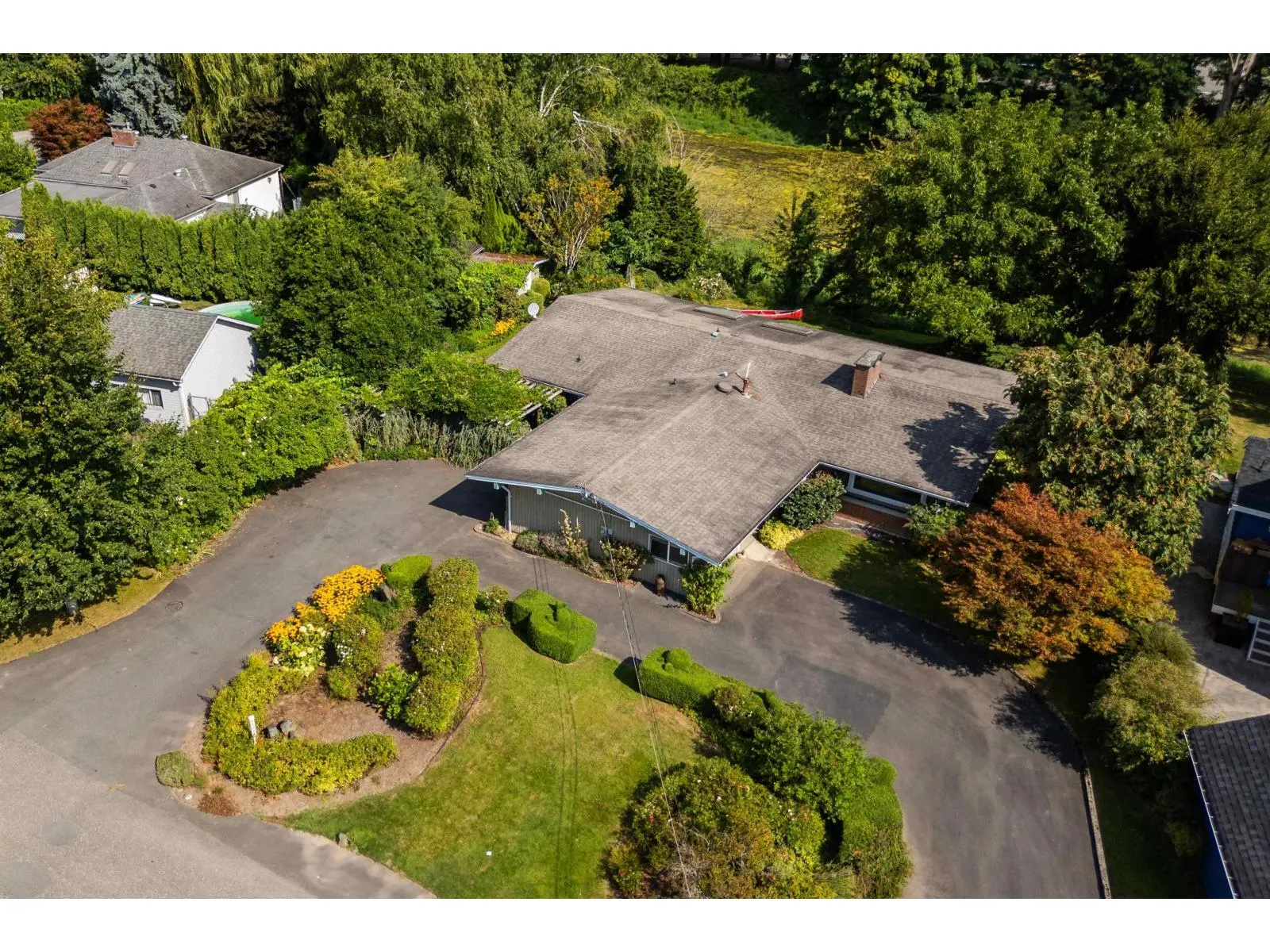 46011 CLARKE DRIVE|Chilliwack Proper East