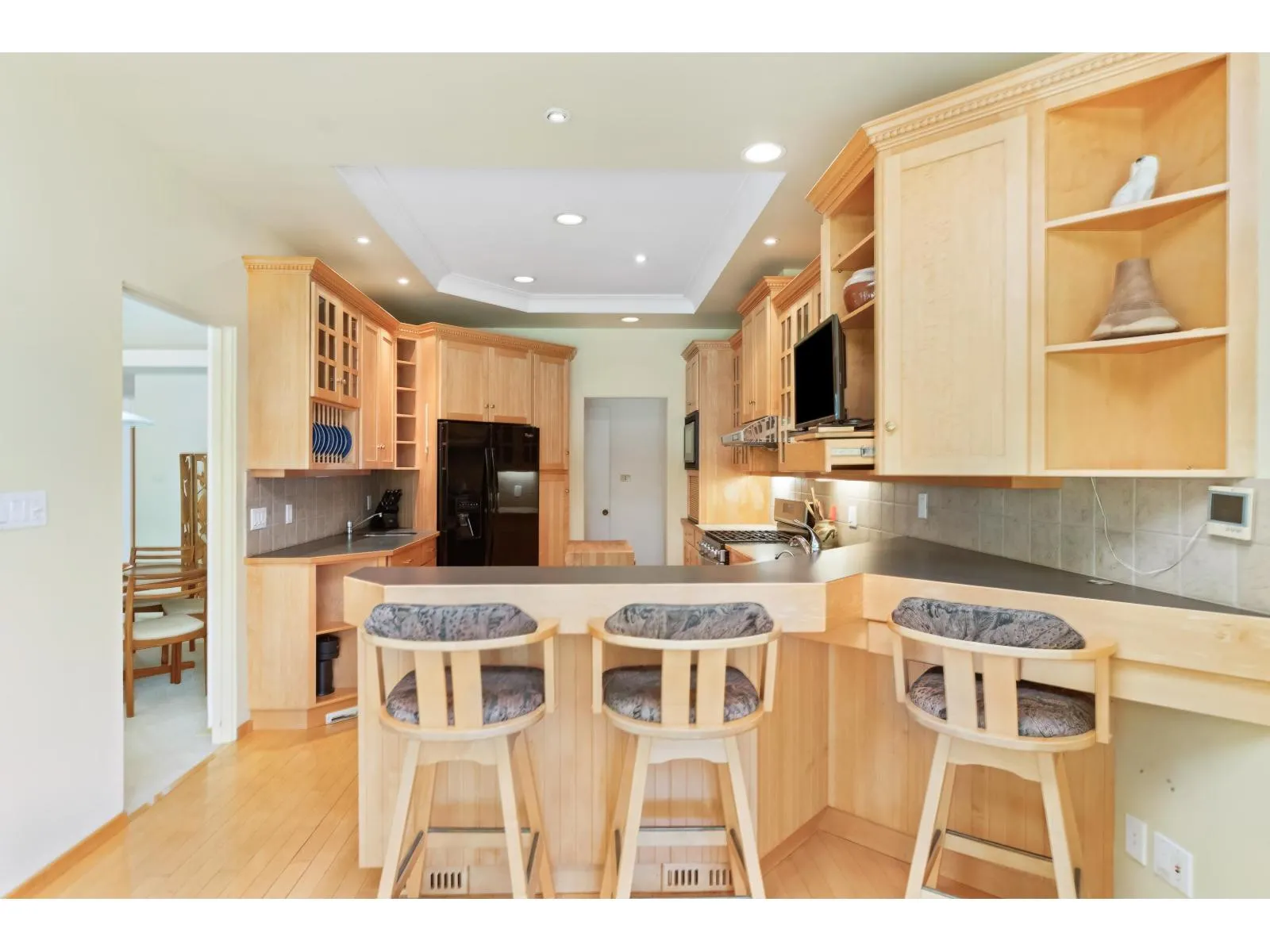 46011 CLARKE DRIVE|Chilliwack Proper East