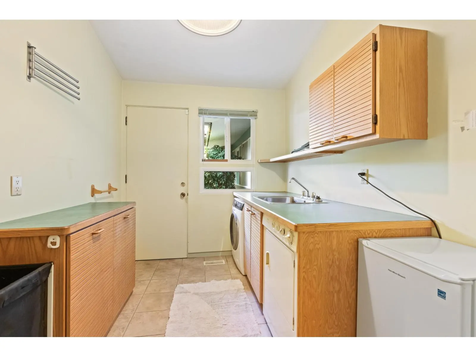 46011 CLARKE DRIVE|Chilliwack Proper East