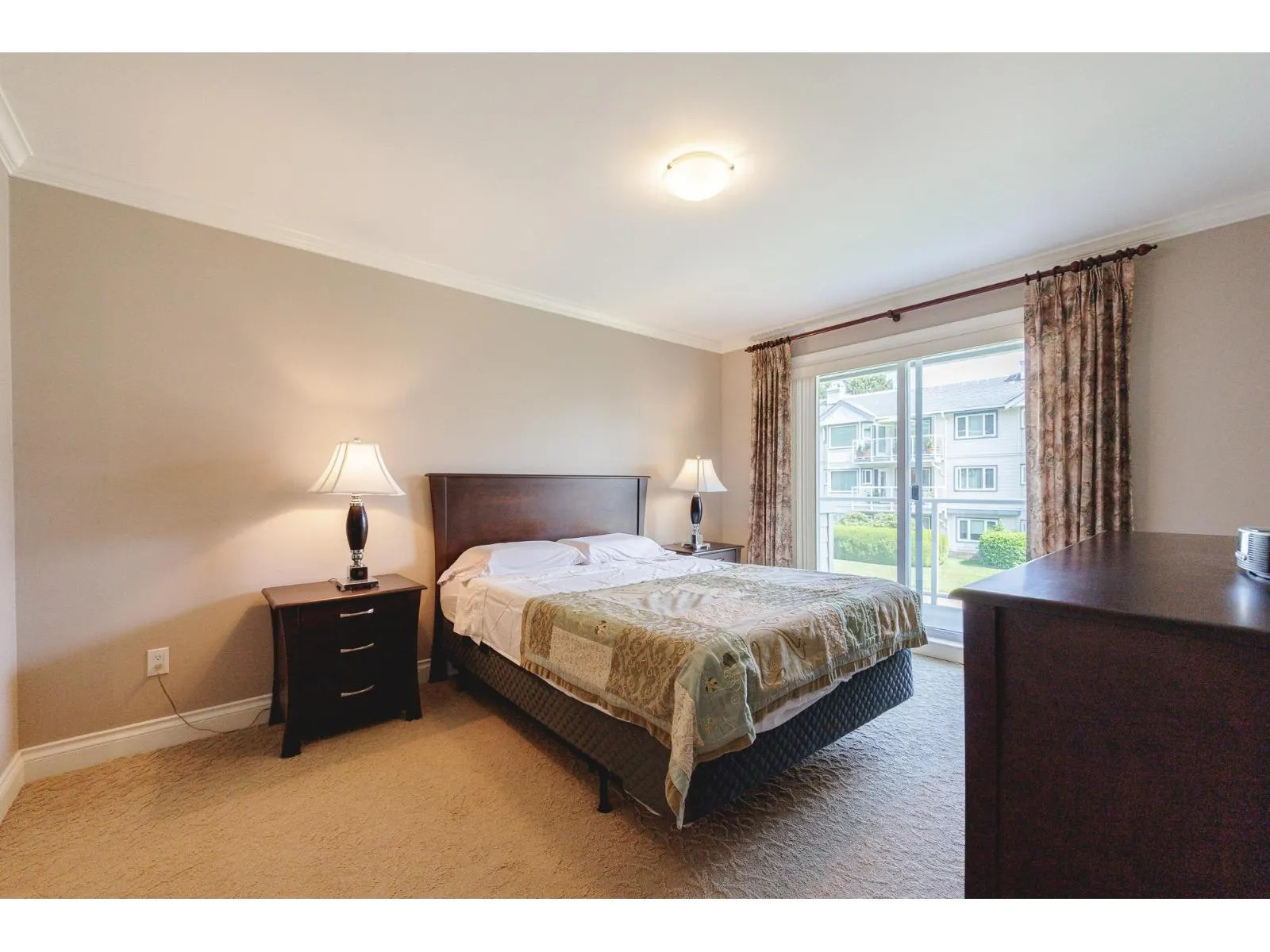 210 13959 16 AVENUE