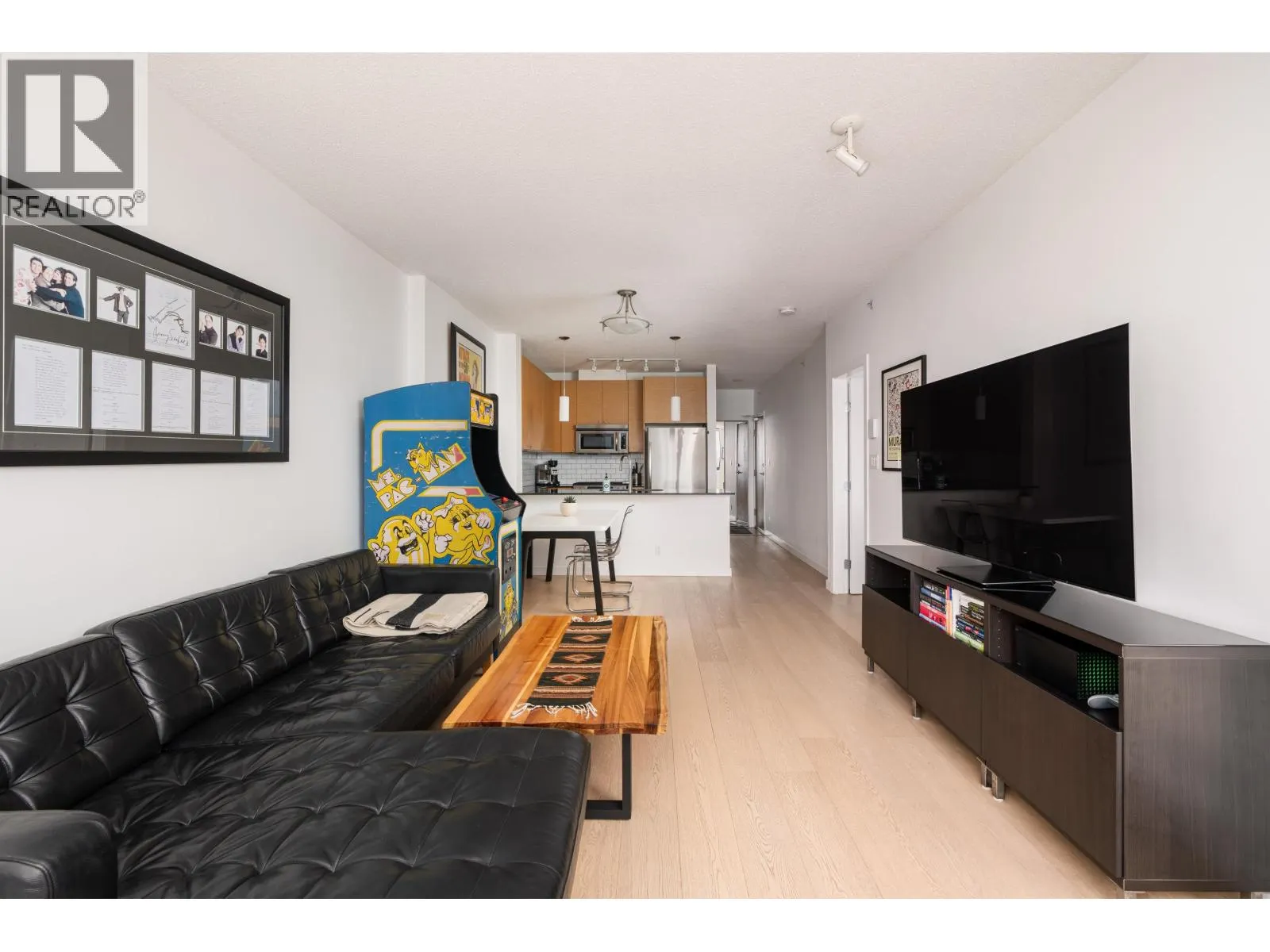 1909 110 BREW STREET