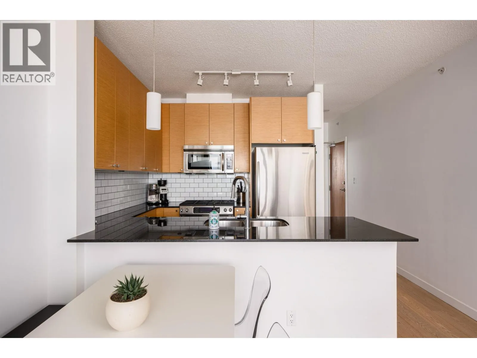 1909 110 BREW STREET