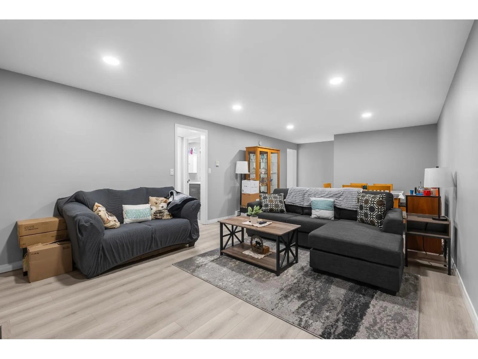 2350 GUILFORD DRIVE
