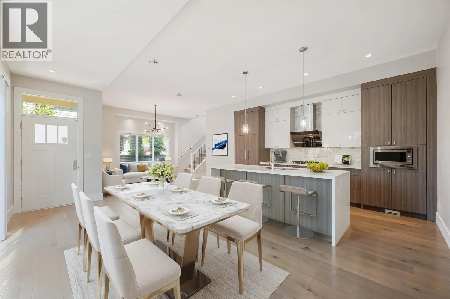 9 5071 STEVESTON HIGHWAY