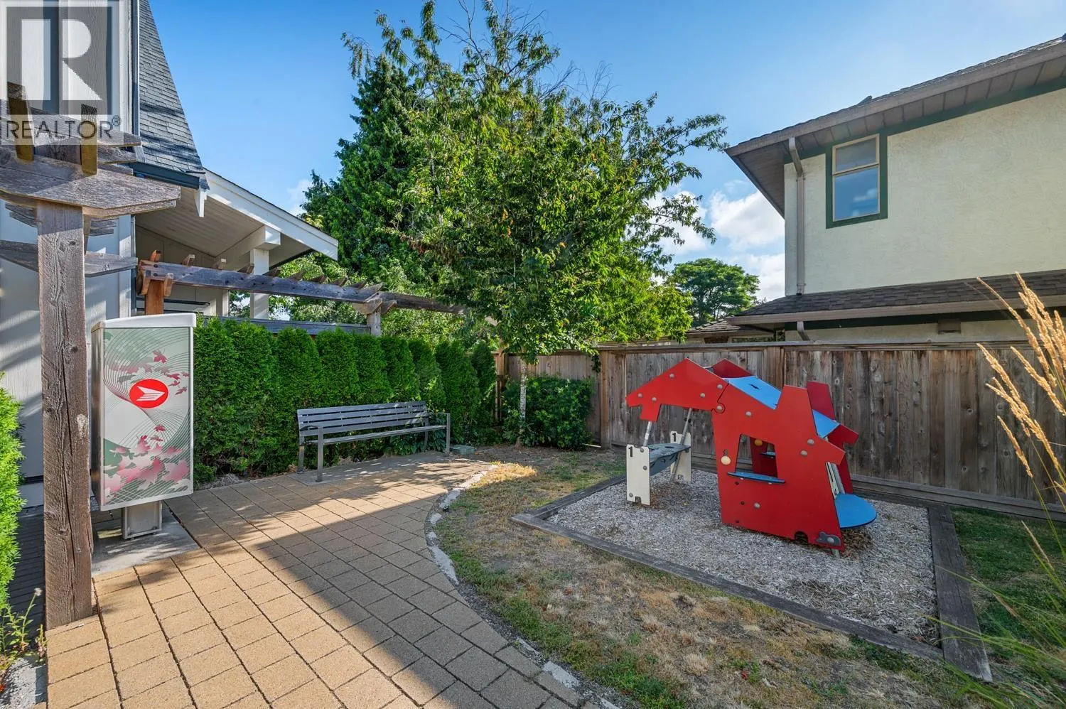 9 5071 STEVESTON HIGHWAY