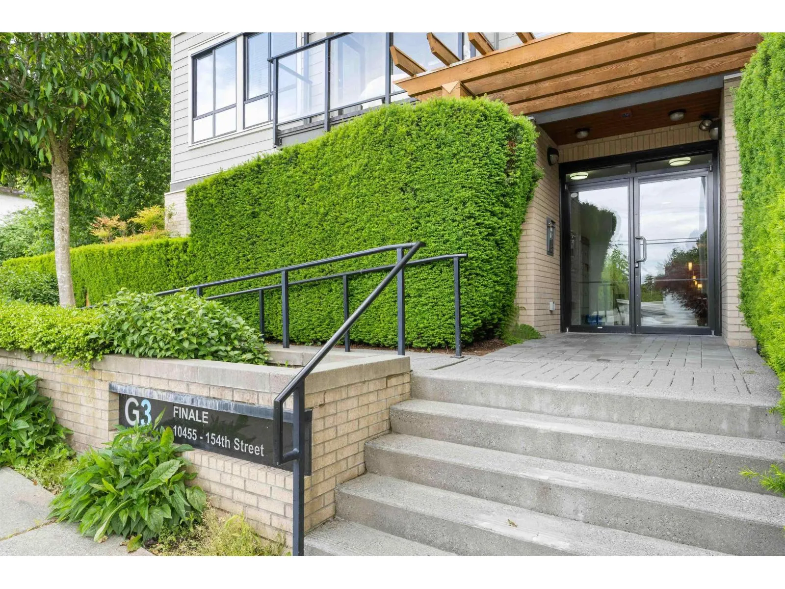 208 10455 154 STREET