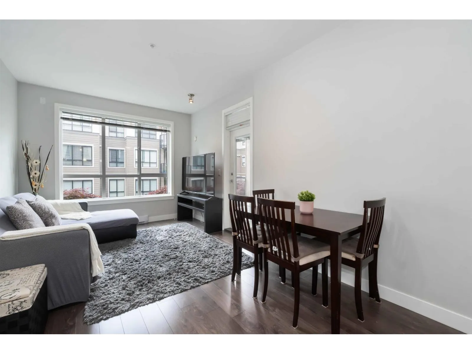 208 10455 154 STREET