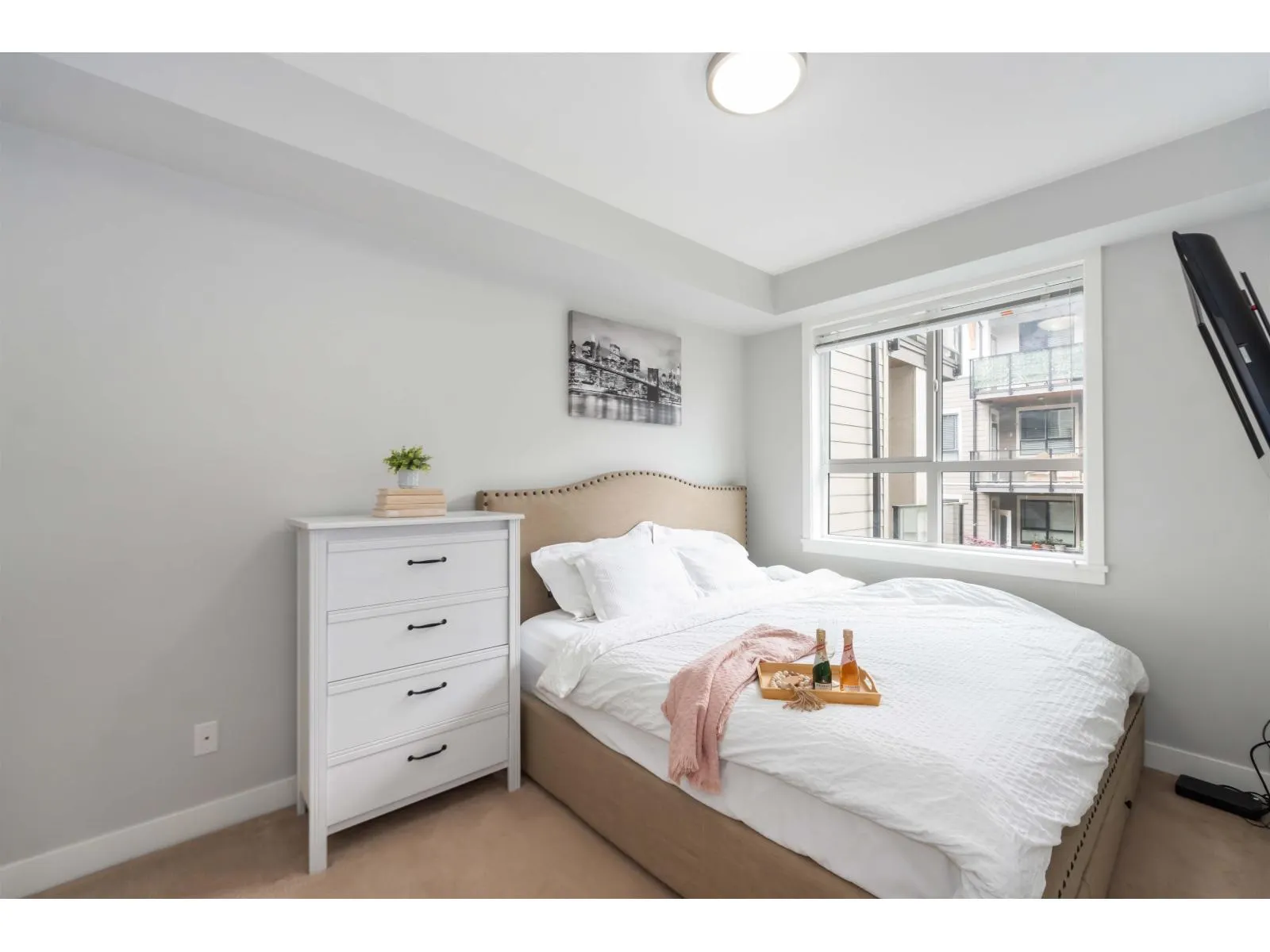 208 10455 154 STREET