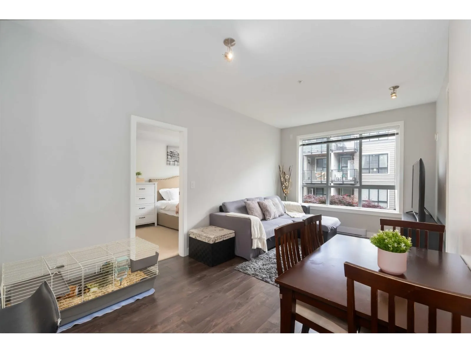 208 10455 154 STREET
