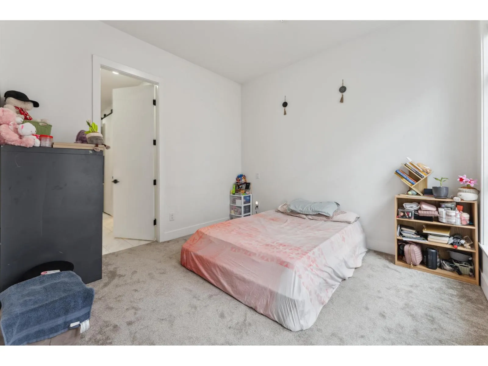 210 13933 105 BOULEVARD