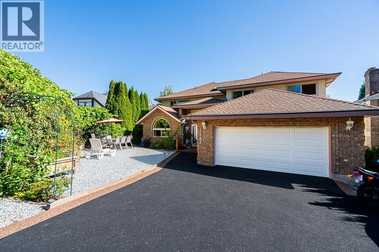 2562 VERBENA PLACE